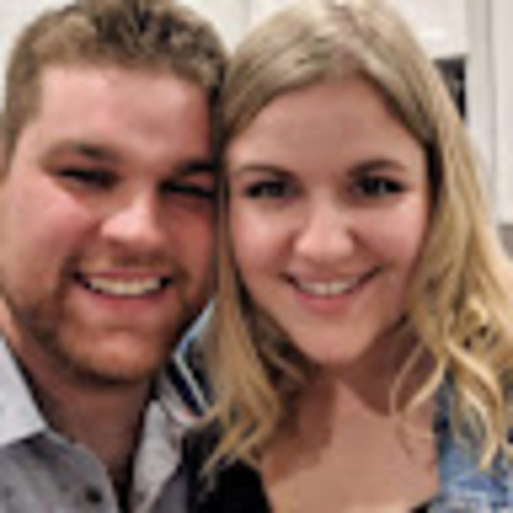 Meet your Posher, Josianne - Picture 1 of 1